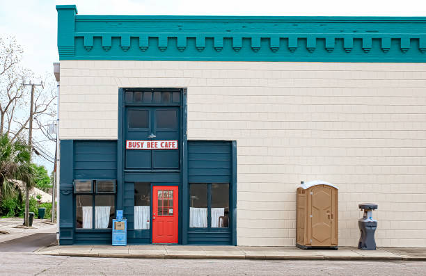 Portable Toilet Options We Offer in Falfurrias, TX